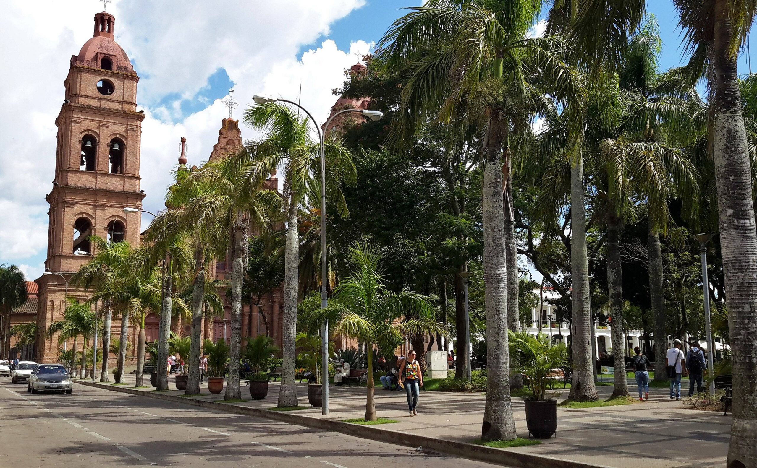 SANTA CRUZ DE LA SIERRA en Bus - Salida 04/08/2026
